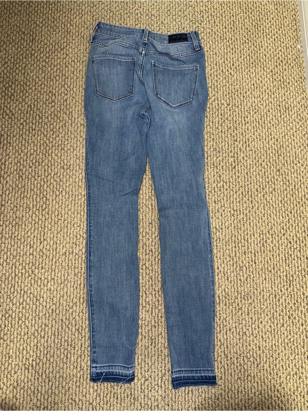 Hollister Light Blue High-Rise Skinny Jeans - Picture 3 of 3